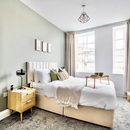 The Yorkshire Crown - Luxury Apartment - Free Parking Nearby Harrogate Esterno foto