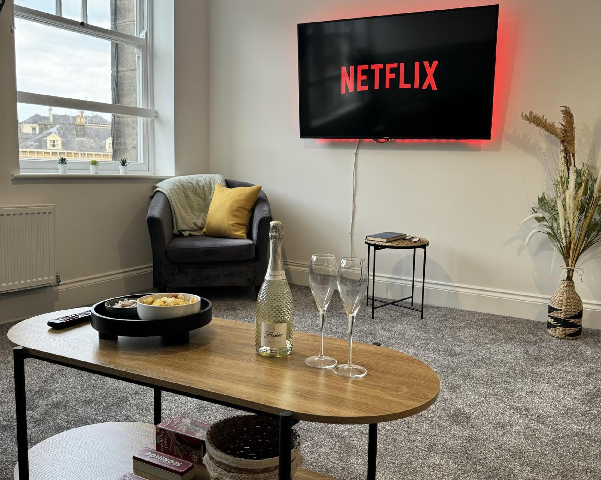 The Yorkshire Crown - Luxury Apartment - Free Parking Nearby Harrogate Esterno foto